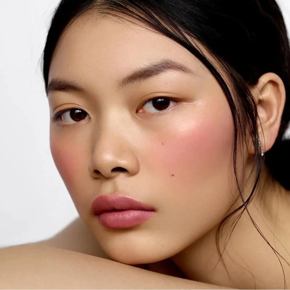 BNIB Rose Inc Blush • Hibiscus
